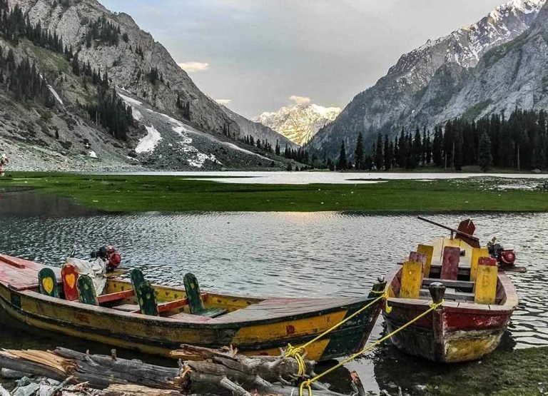 SWAT VALLEY TOUR CAROUSEL IMAGE (MAHODAND LAKE)