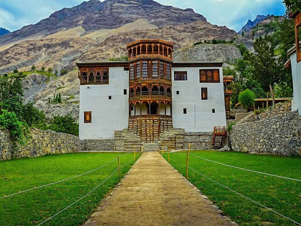 khaplu palace