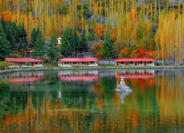 CAROUSEL IMAGE OF GILGIT BY ROAD (SHANGRILA LAKE)