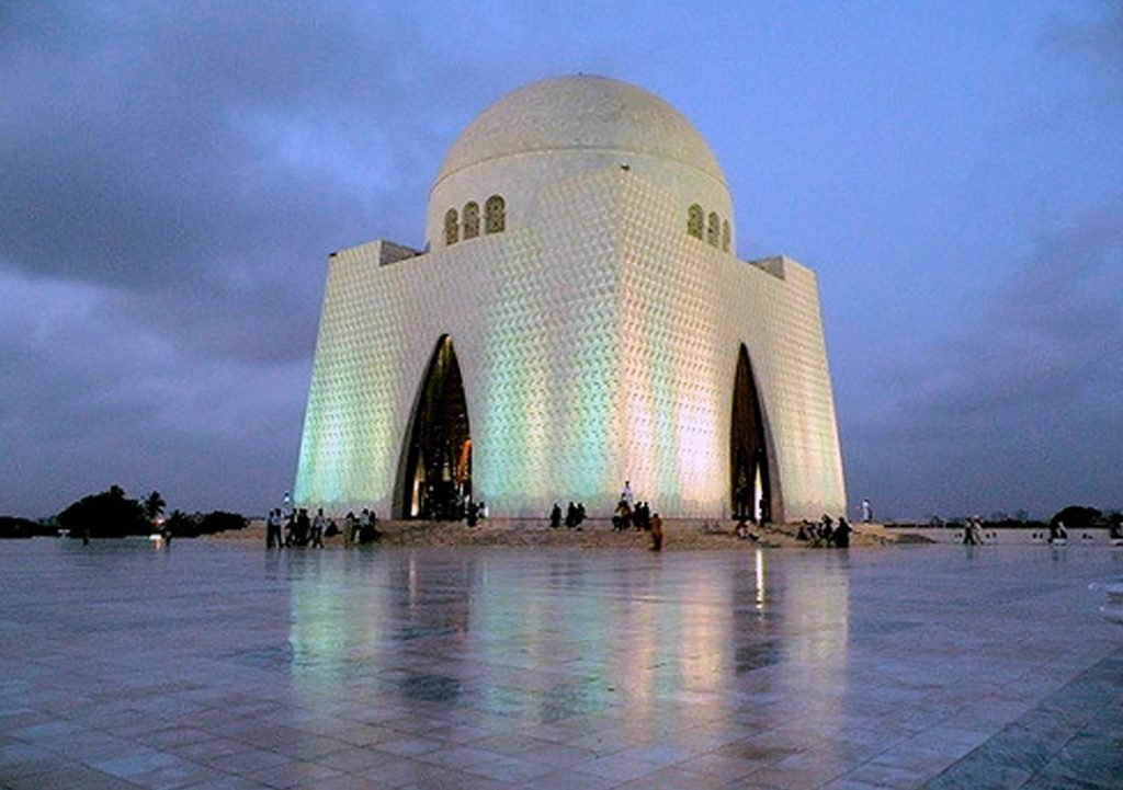 essay on karachi the city of lights